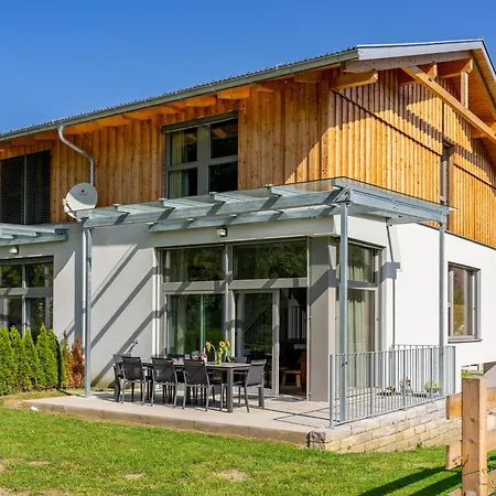 Aquarius Haus 9 18 *