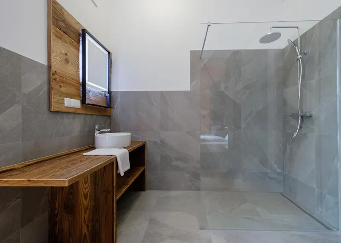 Aquarius Haus 9 18 *